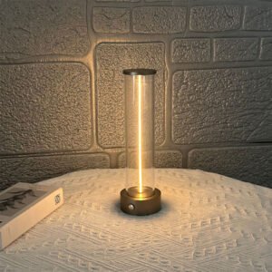 Charging table lamp