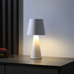 Charging table lamp